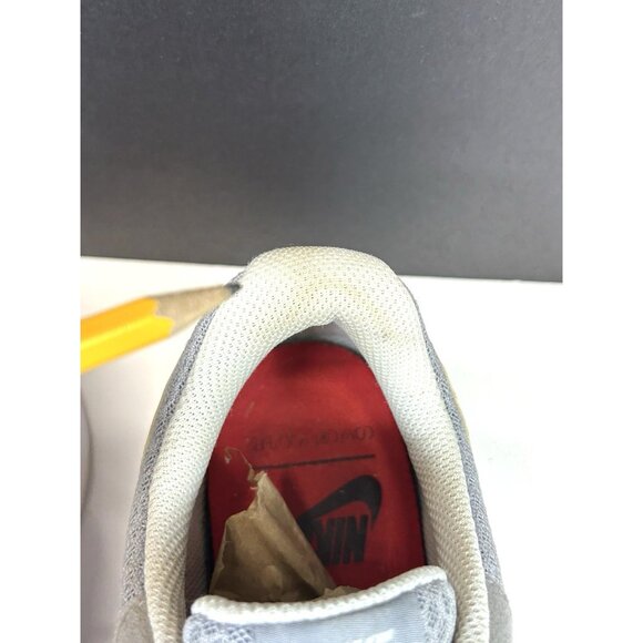 Women's Nike Running Shoes Size 8.5 Gray Light Weight - Picture 6 of 16